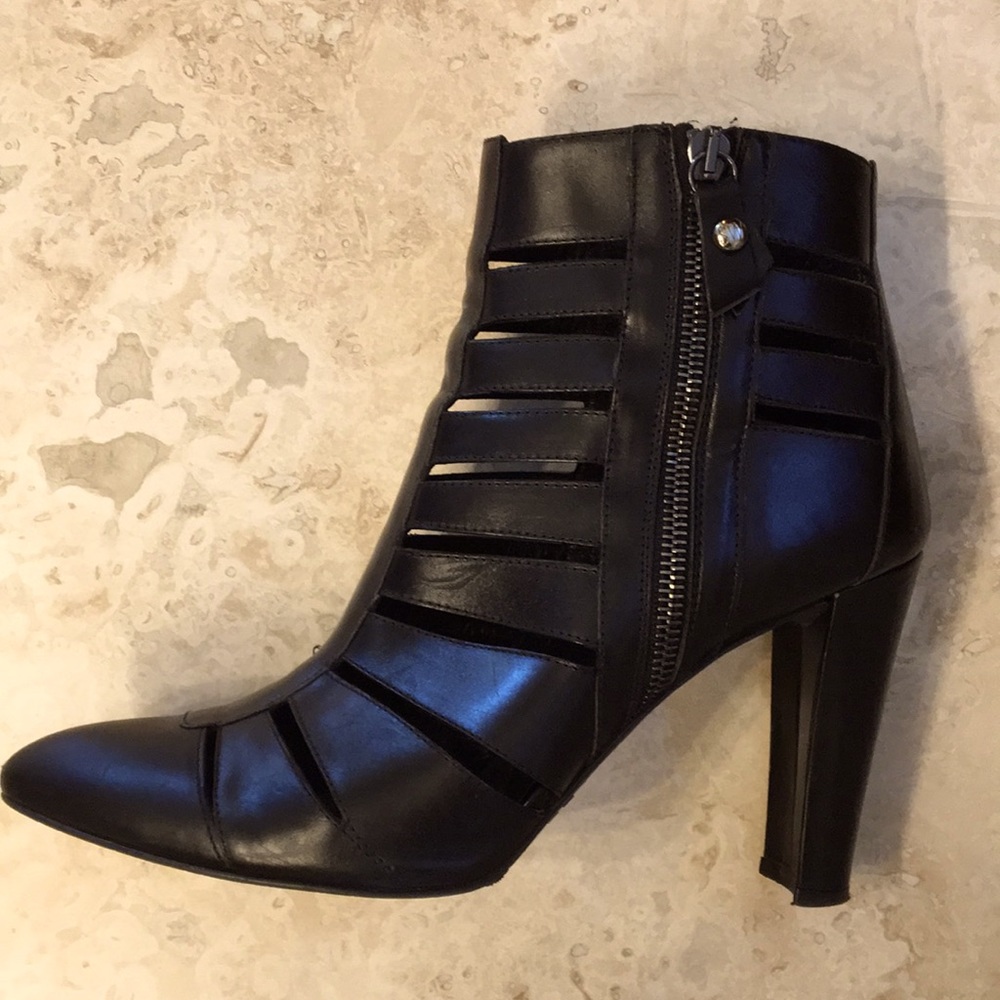 Stuart Weitzman Black Airliner bootie